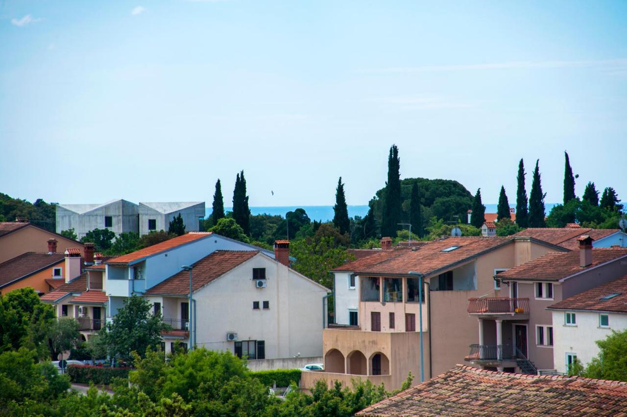 Apartments And Rooms Camaiore Rovinj Eksteriør bilde